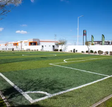 Disfurta de las areas deportivas en residencial El Marqués Sección Pórtago