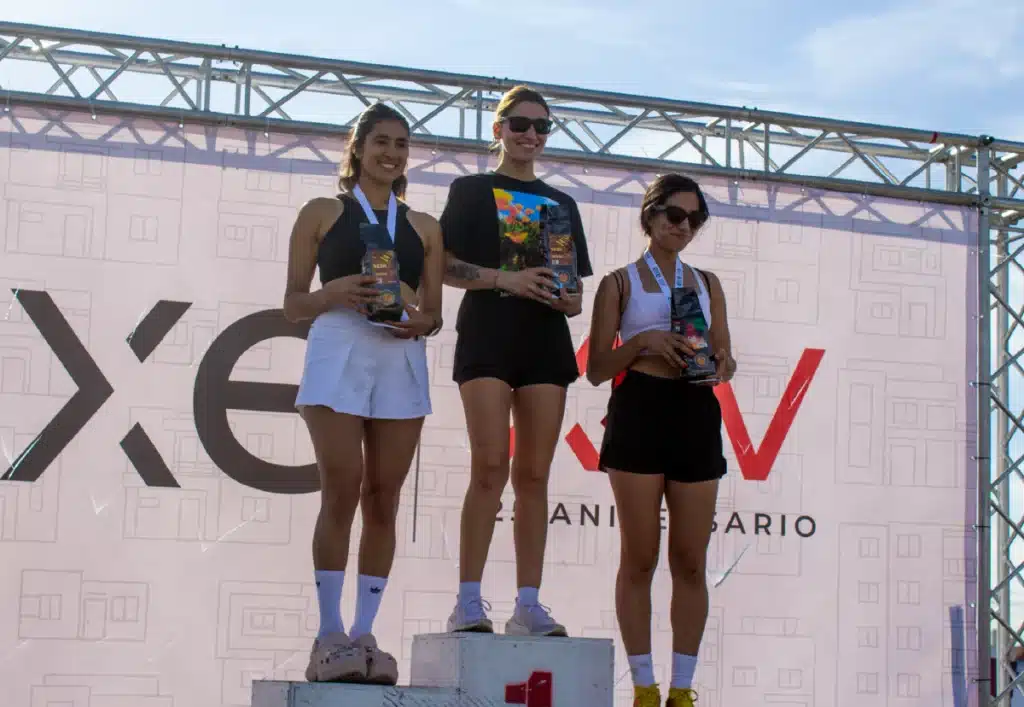 Ganadoras del sector Femenil de Carrera Somos Exe